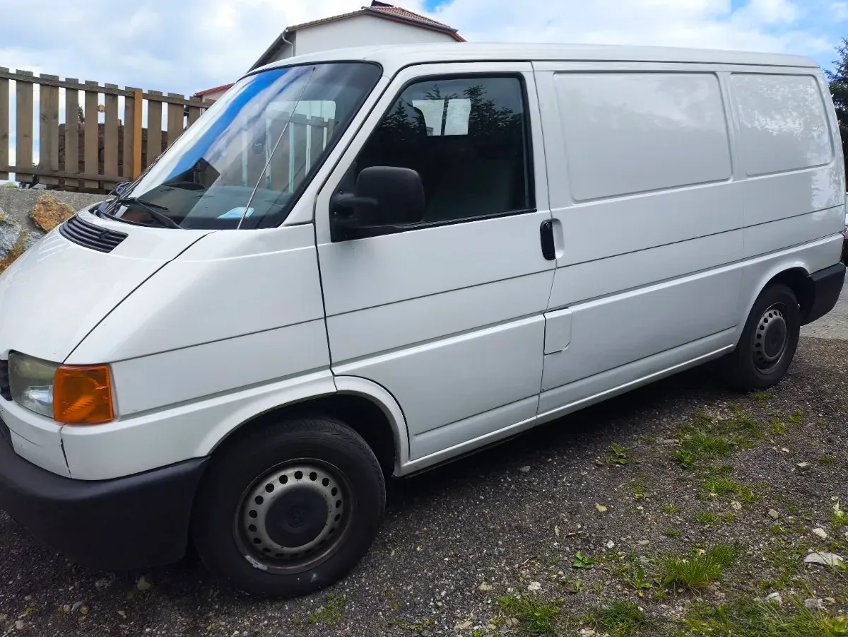 Volkswagen T4 2001 photo 3