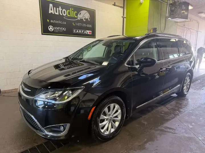 Chrysler Pacifica