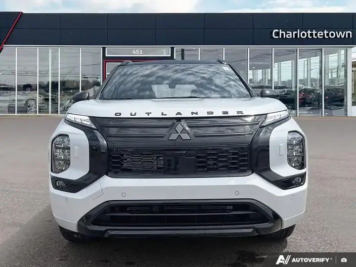 Mitsubishi Outlander 2026 photo 2