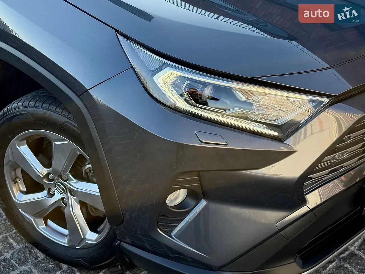 Toyota Rav4 2019 photo 5