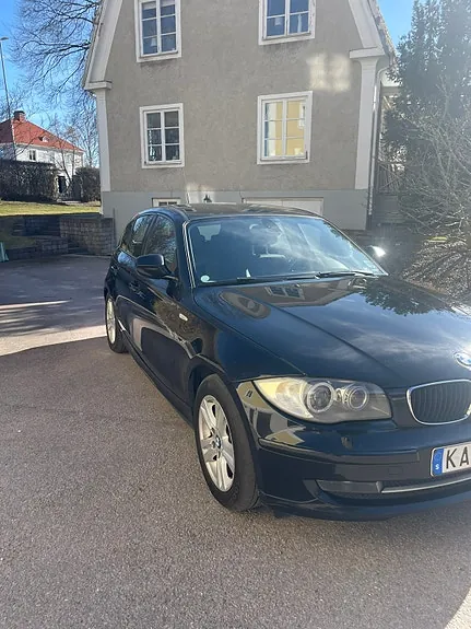 BMW 118I 2010 photo 2