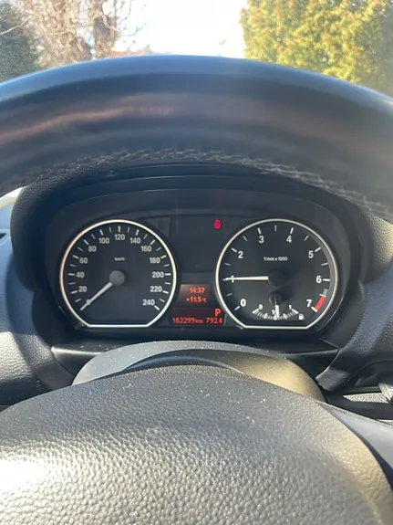 BMW 118I 2010 photo 4