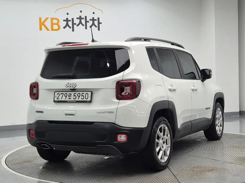 Jeep Liberty 2020 photo 3