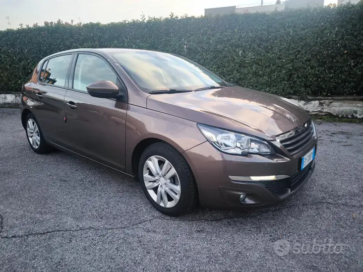 Peugeot 308 2015 photo 2