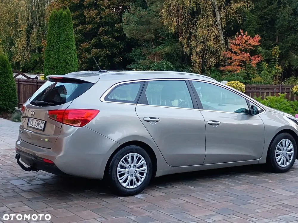 Kia Ceed 2013 photo 5