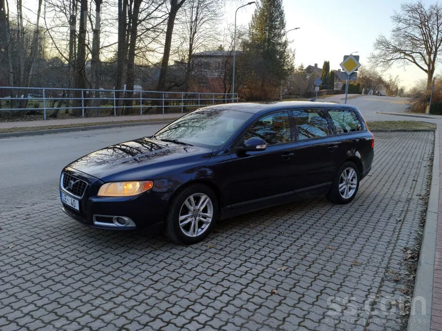Volvo V70 2009 photo 5