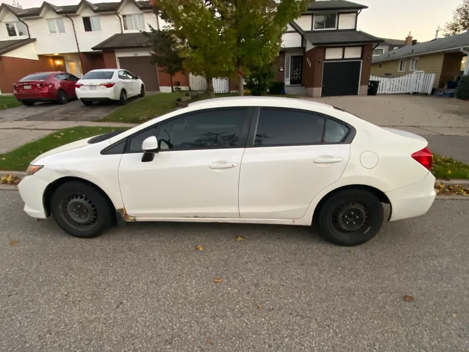 Honda Civic 2012 photo 4