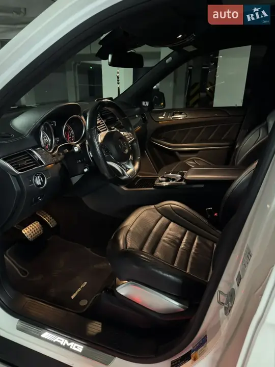 Mercedes-Benz Gls-Class 2017 photo 5