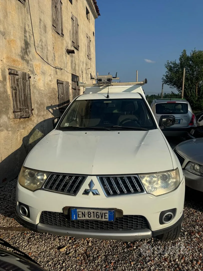 Mitsubishi L200
