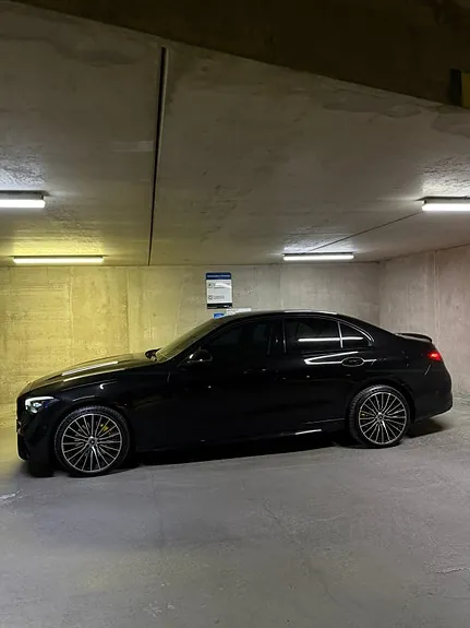 Mercedes-Benz C300 E