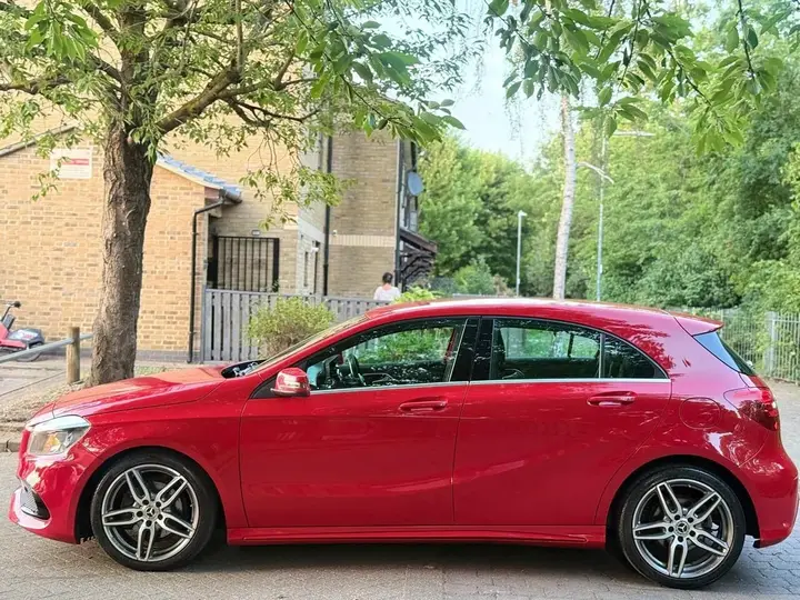Mercedes-Benz A-Class 2017 photo 4