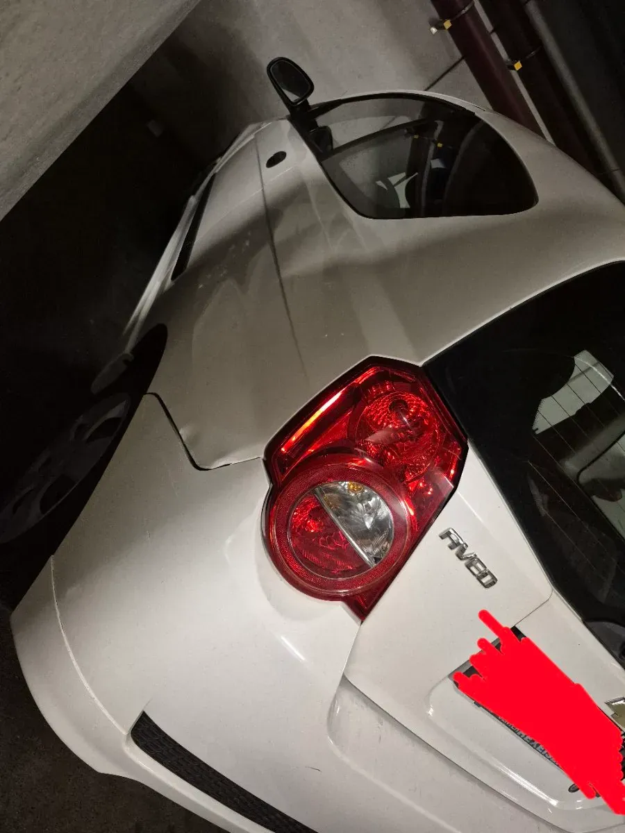 Chevrolet Aveo 2010 photo 2