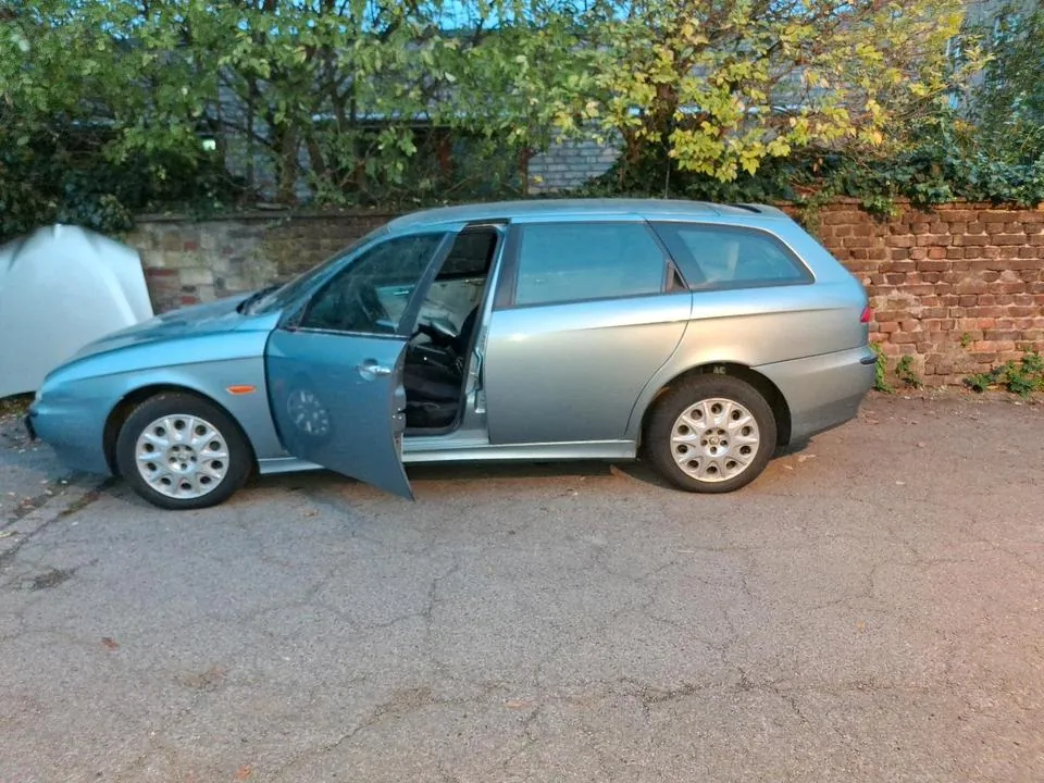 Alfa Romeo 156