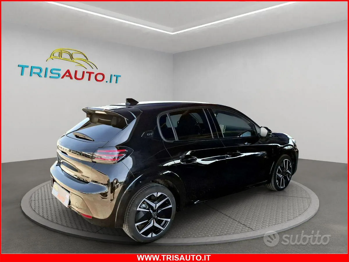 Peugeot 208 2025 photo 4