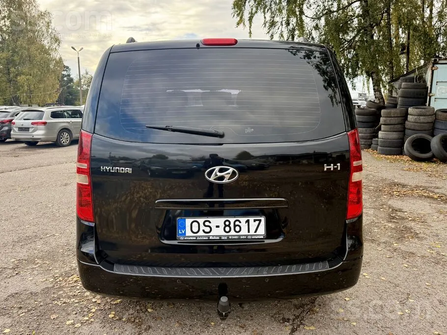 Hyundai H1 2011 photo 5