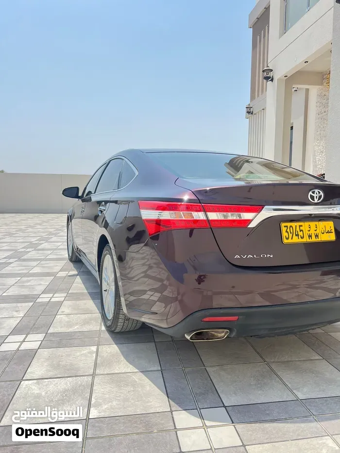 Toyota Avalon 2014 photo 2