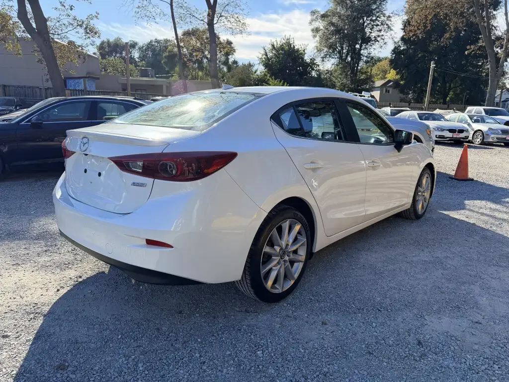 Mazda Mazda3 2017 photo 5