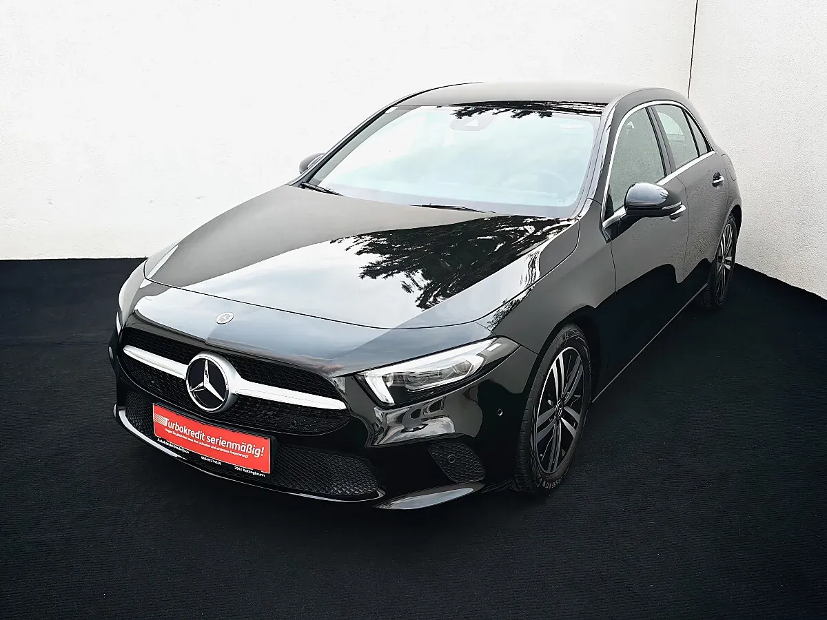 Mercedes-Benz A-Class 2022 photo 3