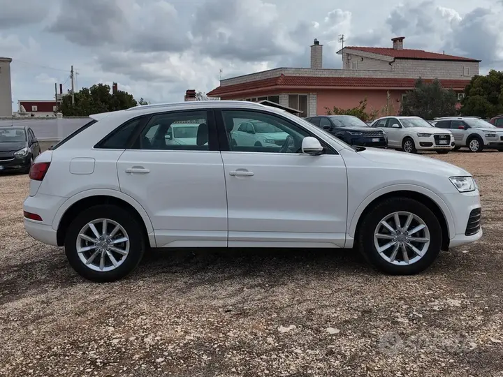 Audi Q3 2017 photo 2