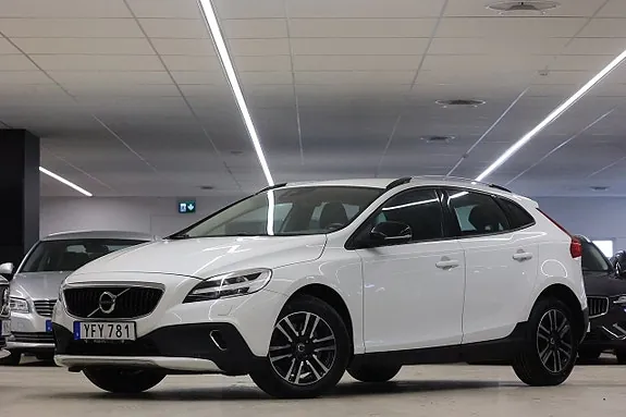 Volvo V40 Cross Country 2017 photo 3