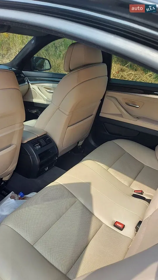 BMW 5 Series 2012 photo 5