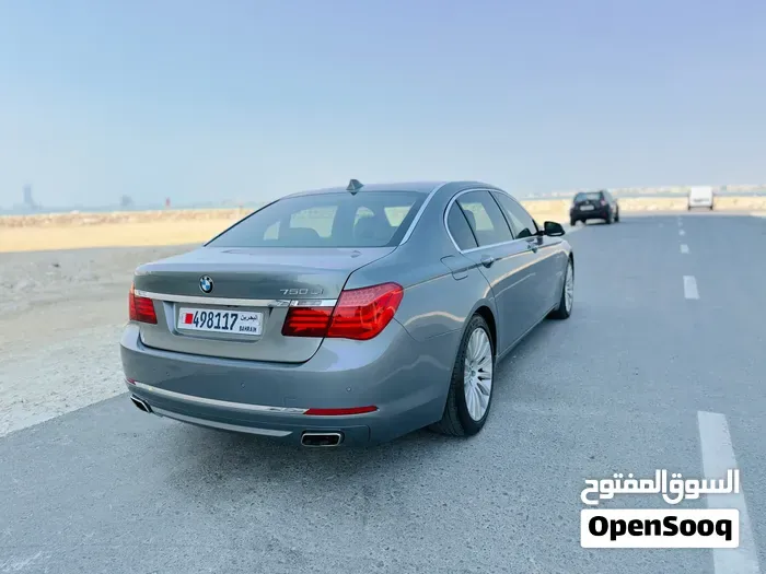 BMW 750Li 2013 photo 4