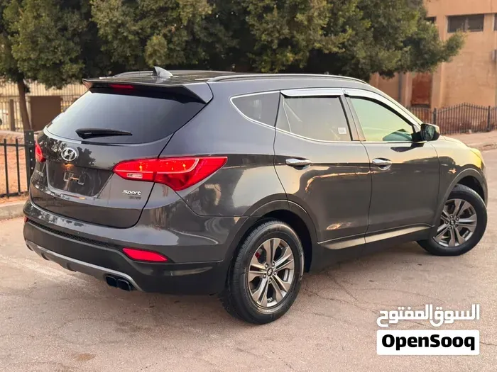 Hyundai Santa Fe 2015 photo 2