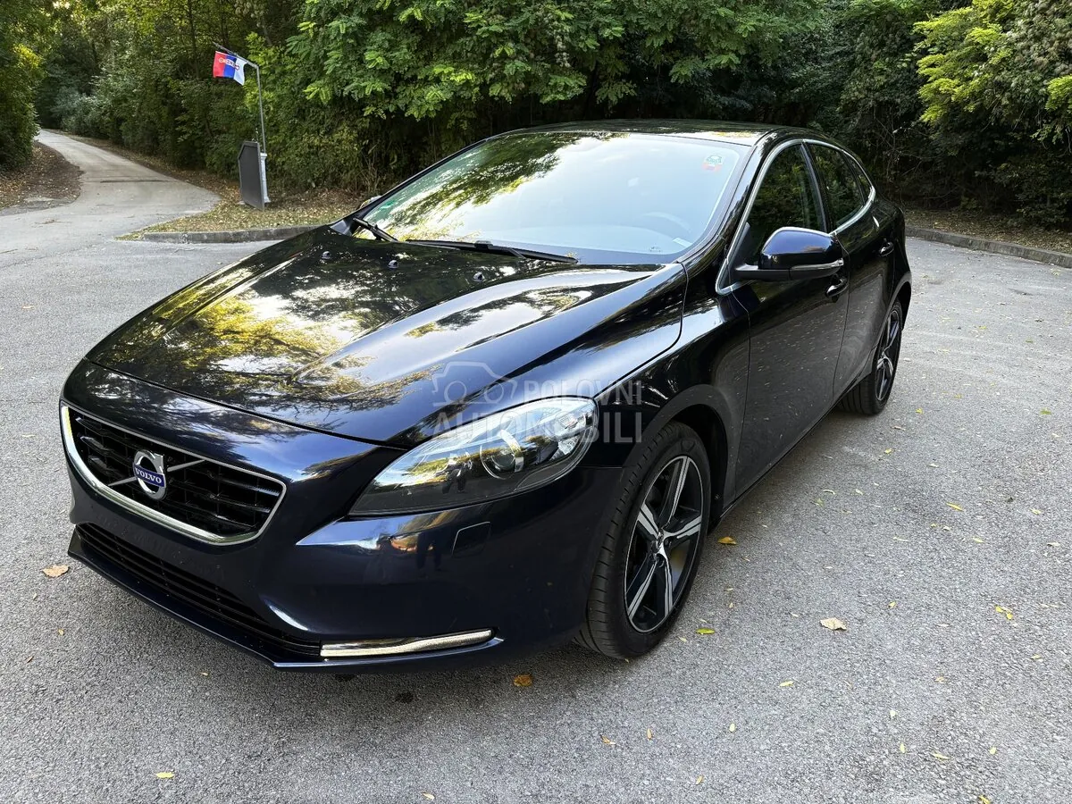 Volvo V40 2015 photo 3