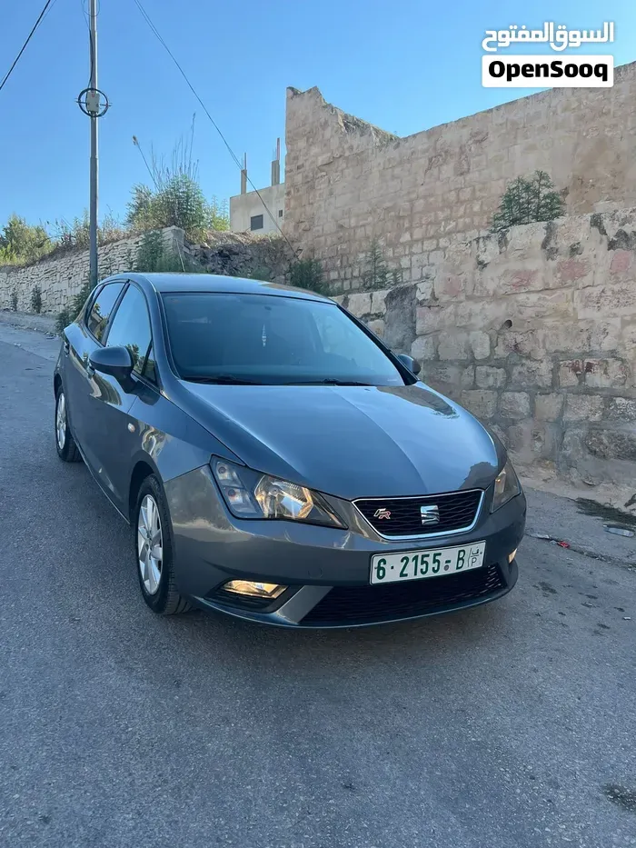 Seat Ibiza 2016 photo 2