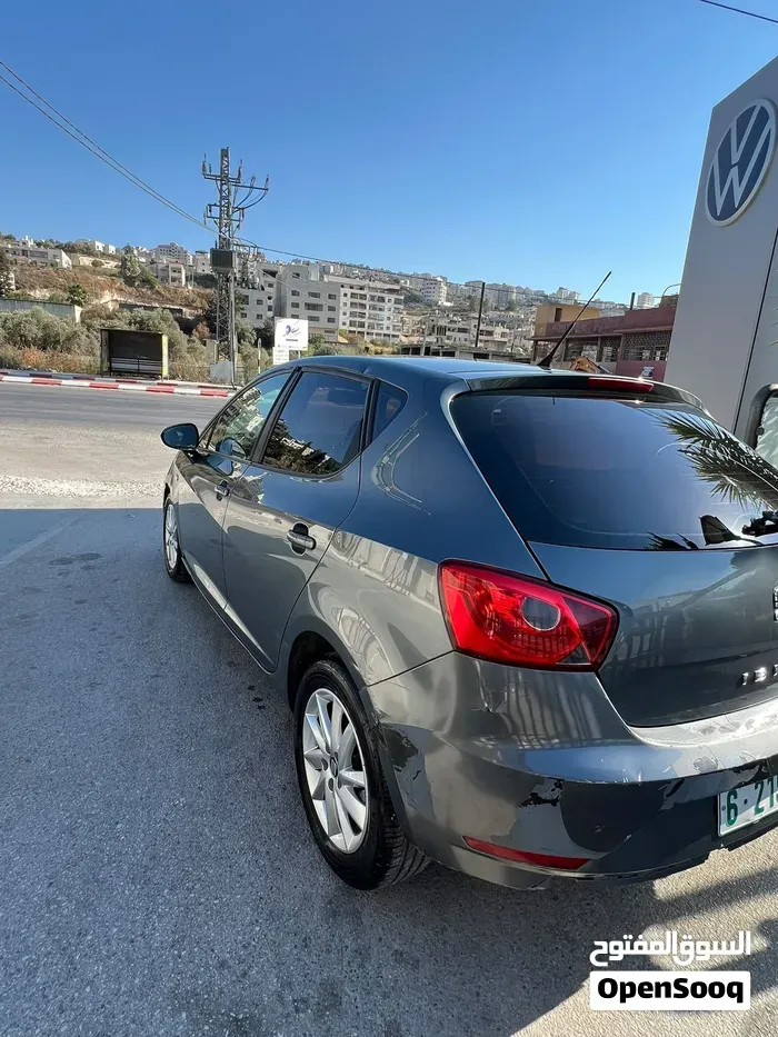 Seat Ibiza 2016 photo 3