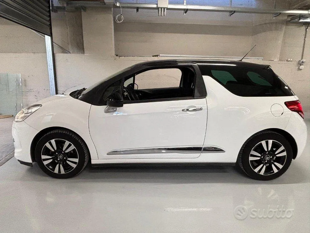 DS Automobiles Ds 3 2012 photo 2