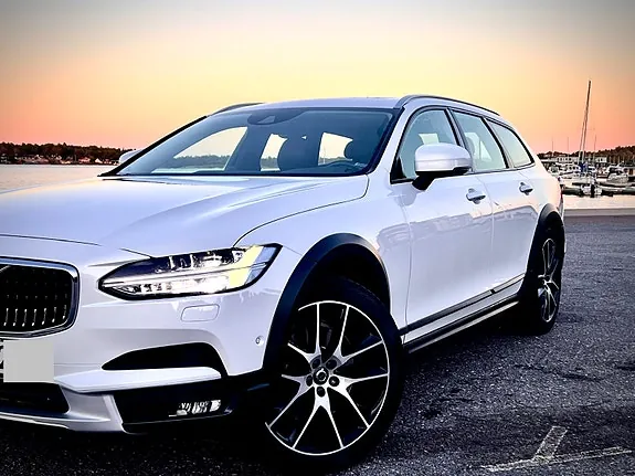Volvo V90 Cross Country