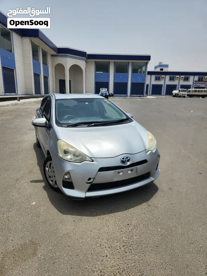 Toyota Echo 2013 photo 2