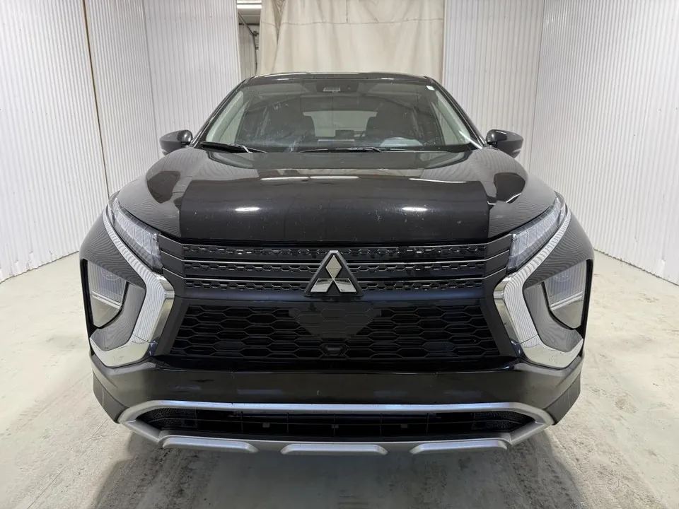 Mitsubishi Eclipse Cross 2023 photo 3