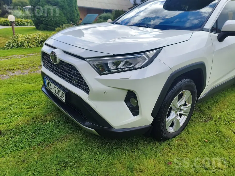 Toyota Rav4 2020 photo 5