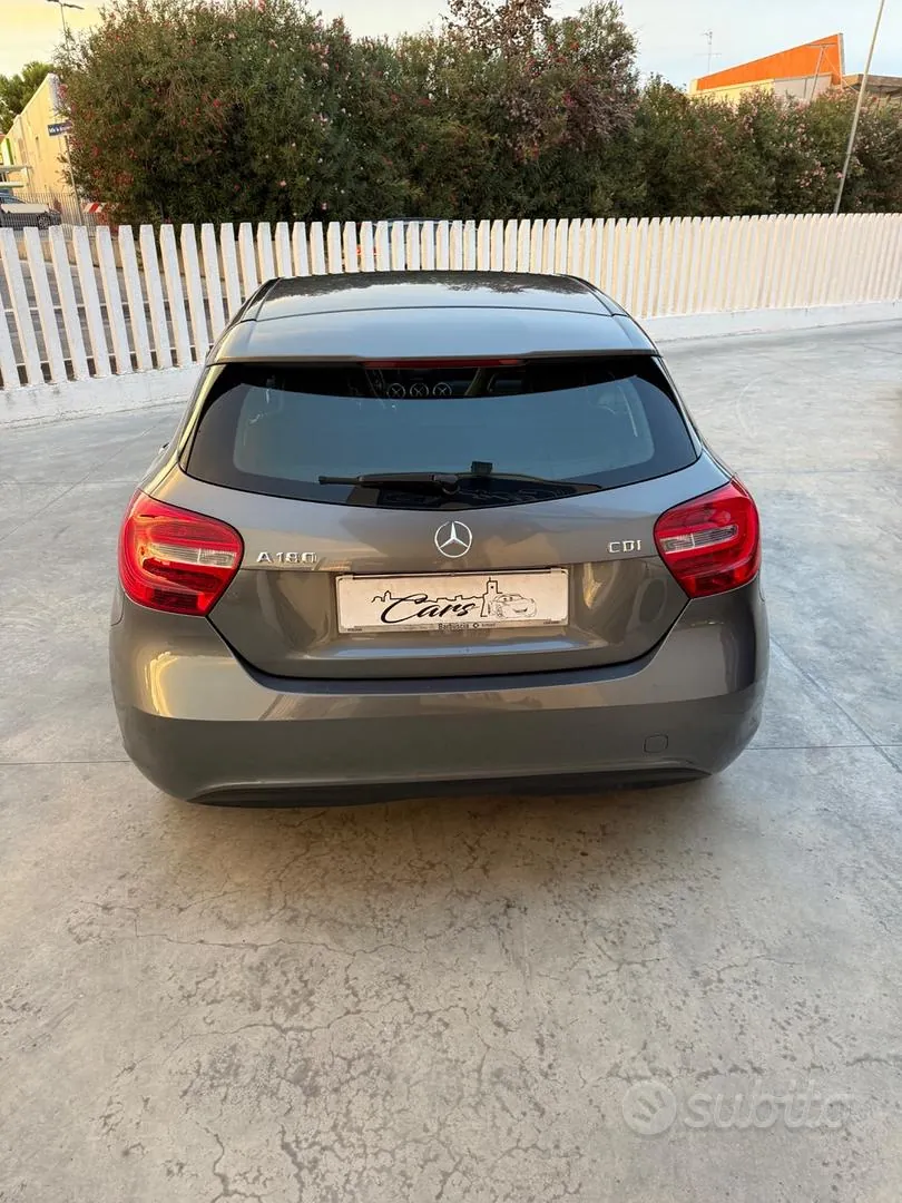 Mercedes-Benz A-Class 2014 photo 4