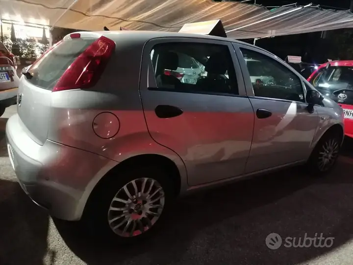 Fiat Punto 2018 photo 2