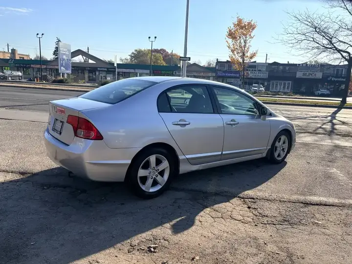 Honda Civic 2007 photo 5