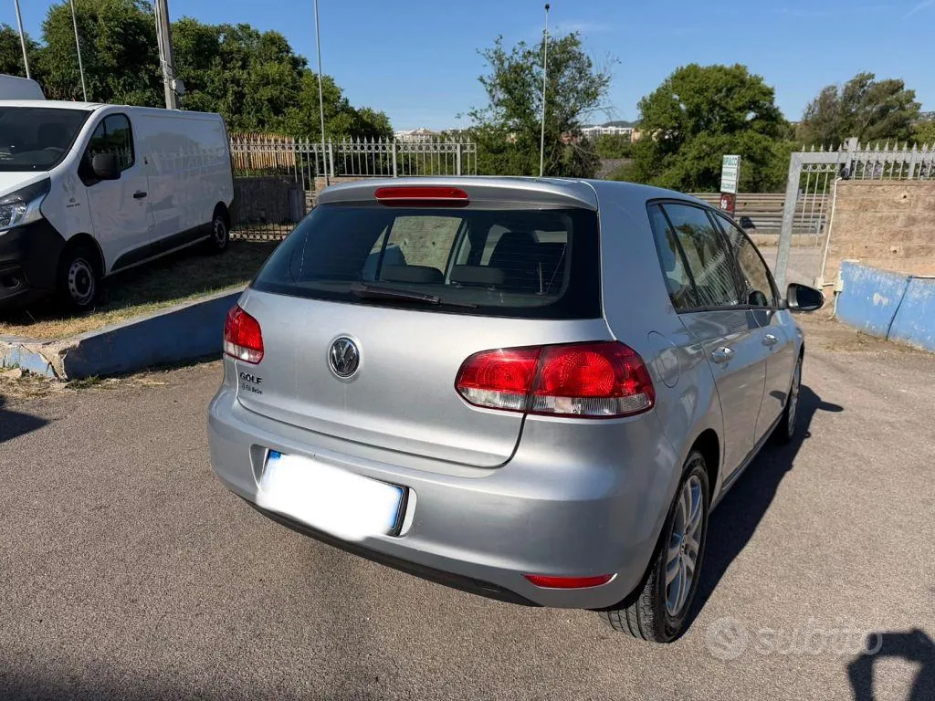 Volkswagen Golf 2009 photo 4