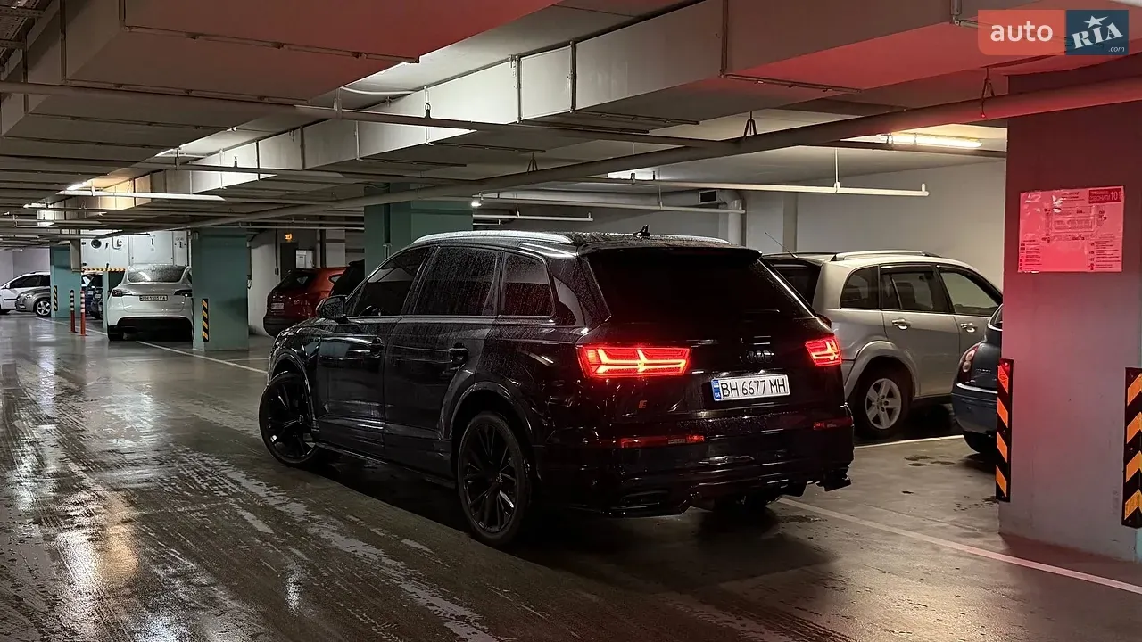 Audi Q7 2018 photo 4