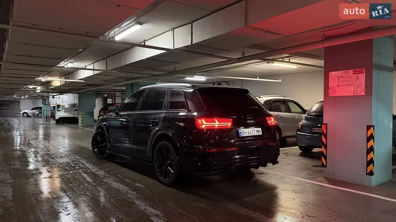 Audi Q7 2018 photo 5