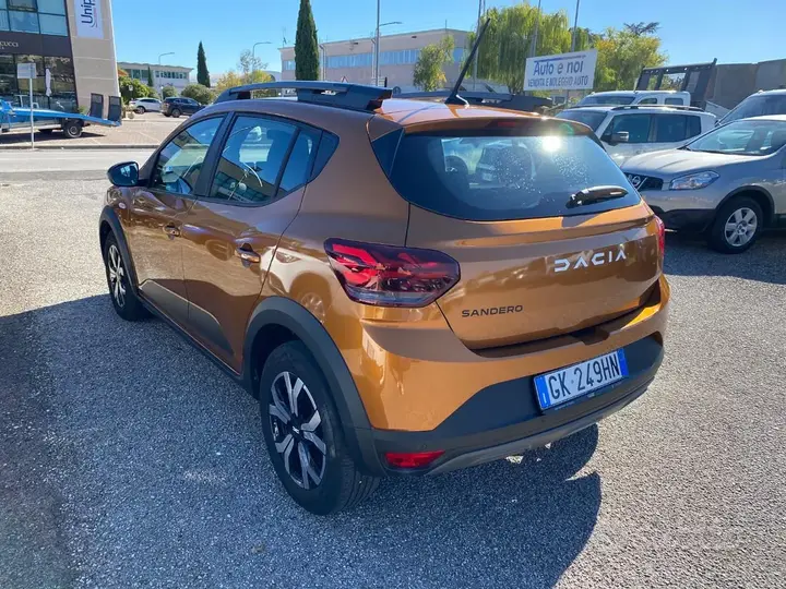 Dacia Sandero Stepway 2023 photo 4
