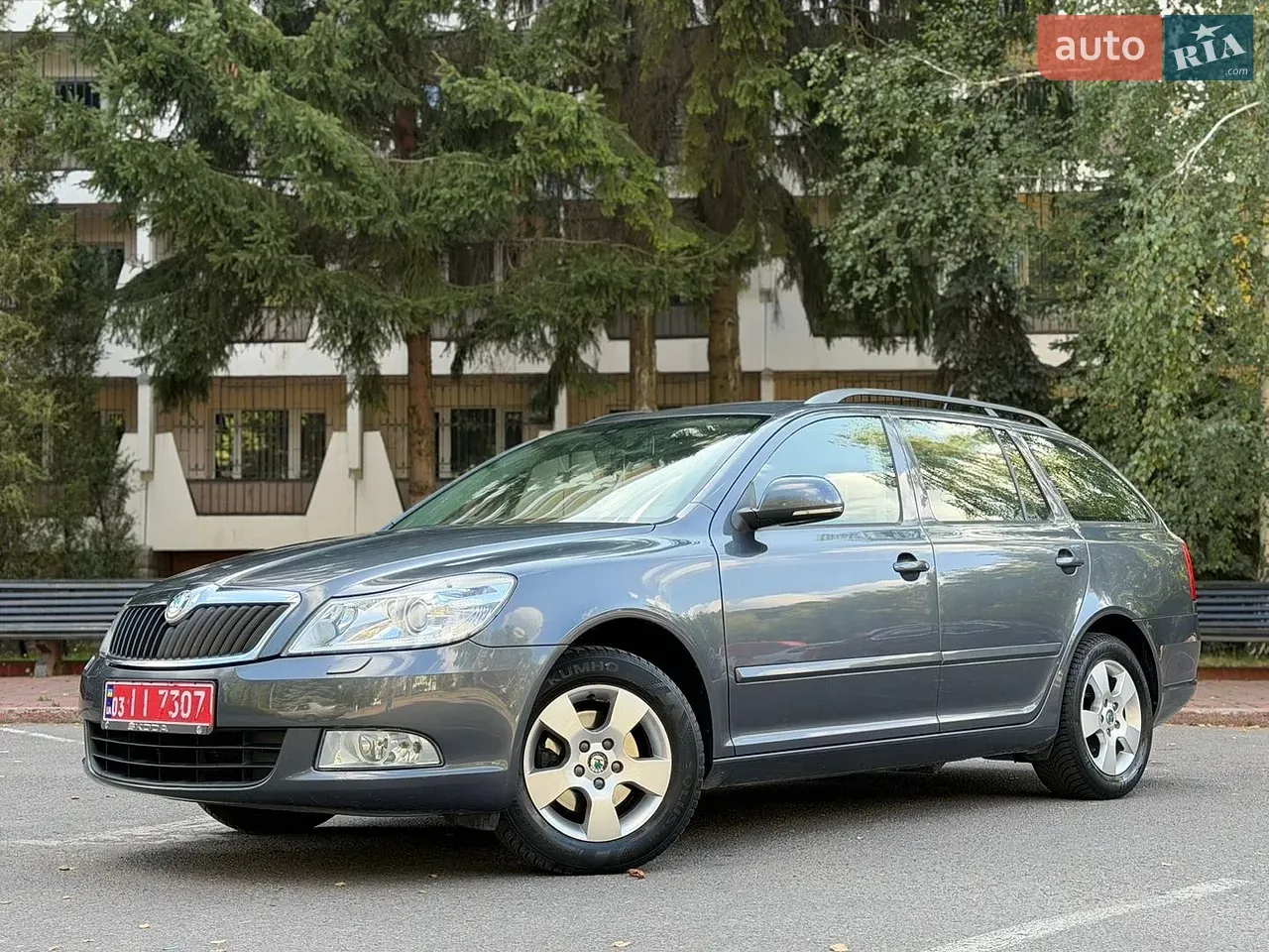 Skoda Octavia 2011 photo 2