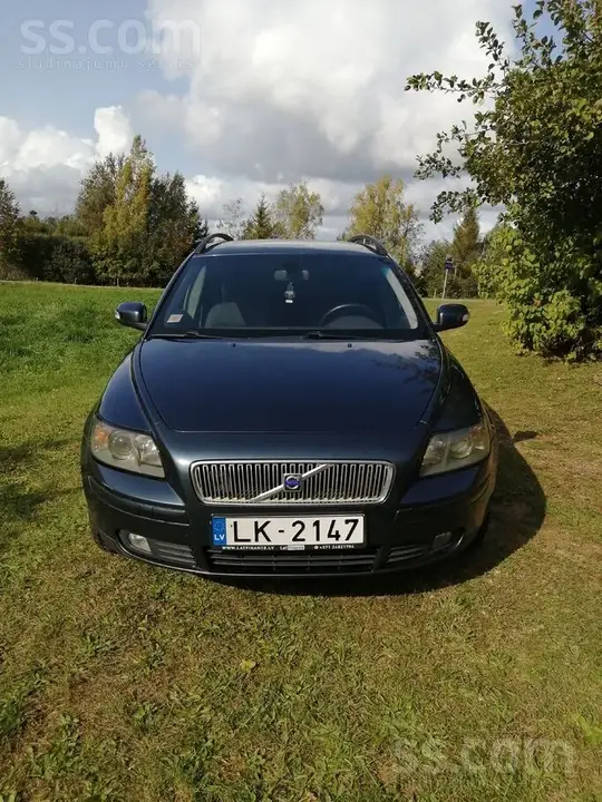 Volvo V50