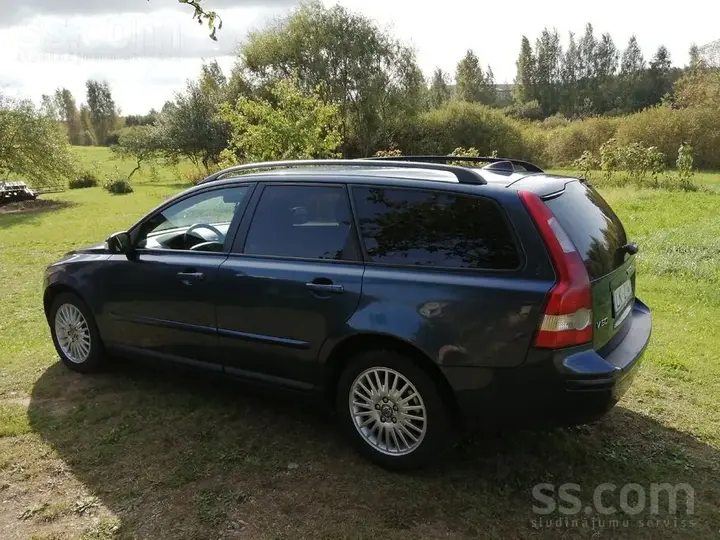 Volvo V50 2007 photo 2