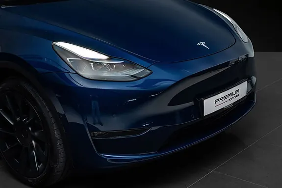 Tesla Model Y 2022 photo 2