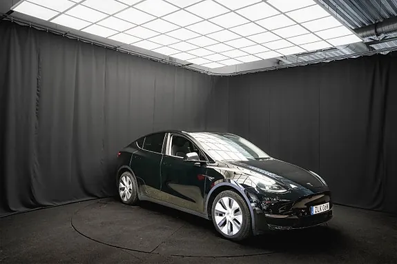 Tesla Model Y 2023 photo 5