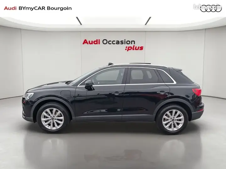 Audi Q3 2024 photo 2