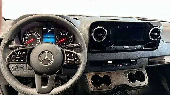 Mercedes-Benz Sprinter 319 2024 photo 4