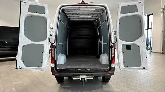 Mercedes-Benz Sprinter 319 2024 photo 5